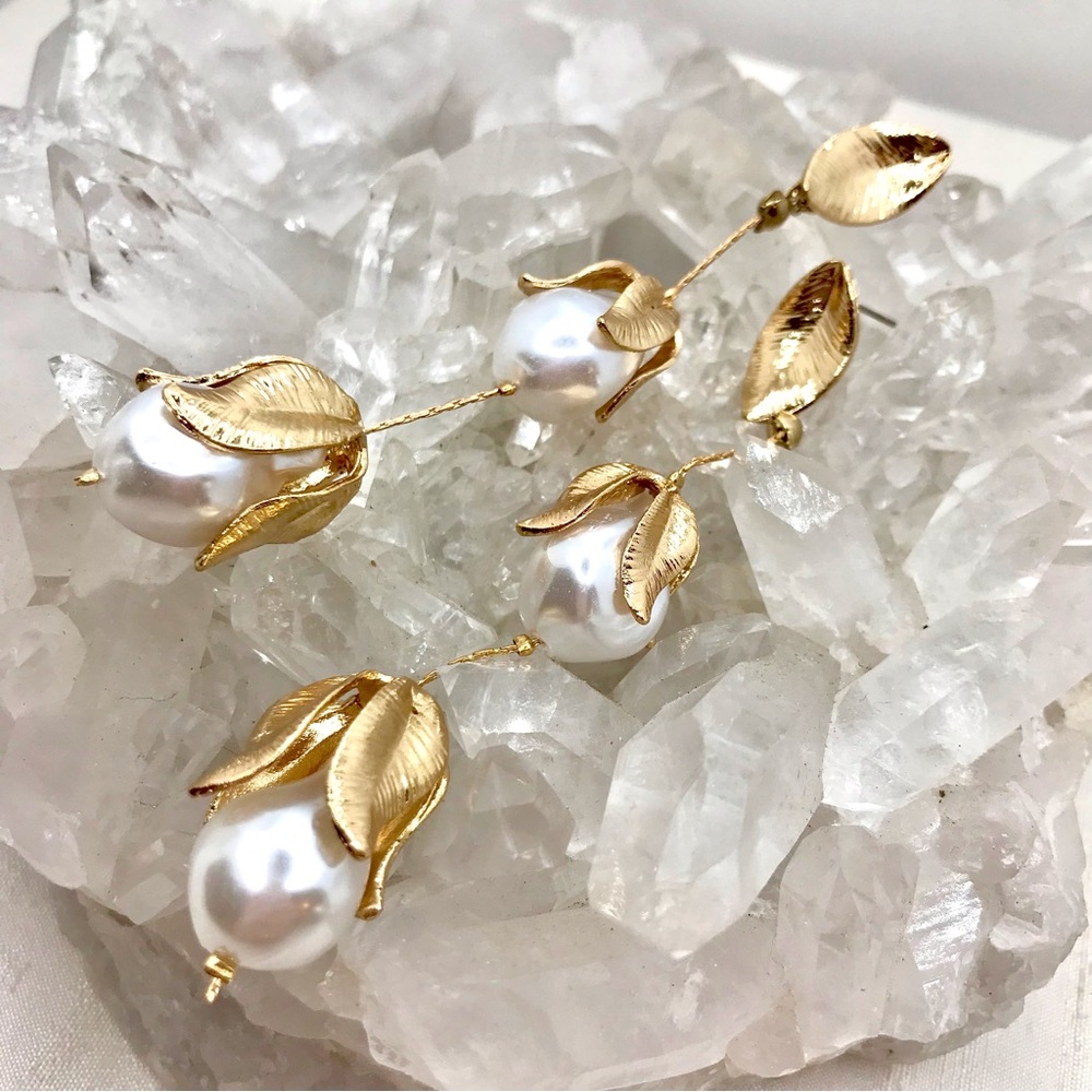 Zara Lovely Long Earrings - Picture 4 of 5